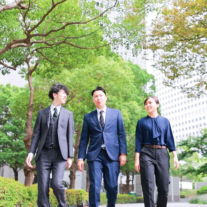 スタッフの３ショット